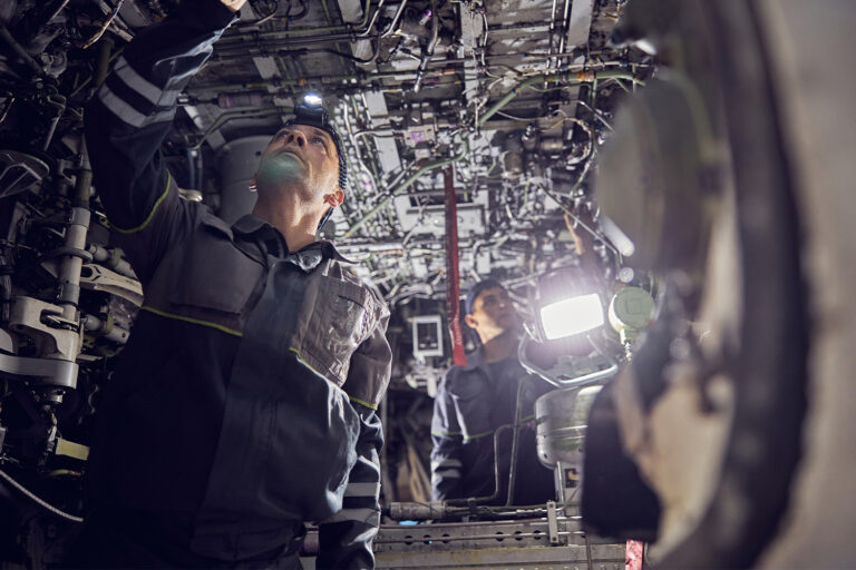aircraft-mechanics